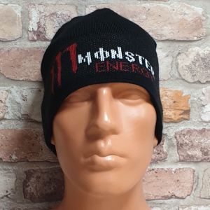 Зимна шапка MONSTER с червено лого