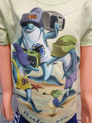 Детска тениска с Делфини в цвят резида