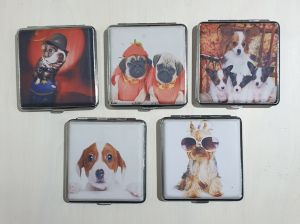 Табакери с Различни Кученца