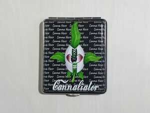 Табакера с интересен дизайн